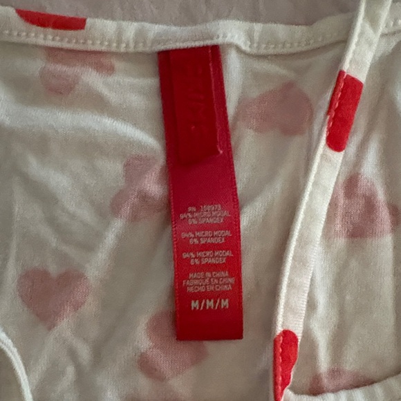 Skims valentines heart pajama set - Picture 3 of 5